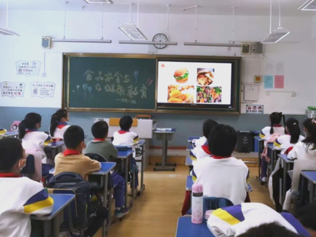 高等教育结构布局中心城区和新区高等教育资源集聚区格局根本形成